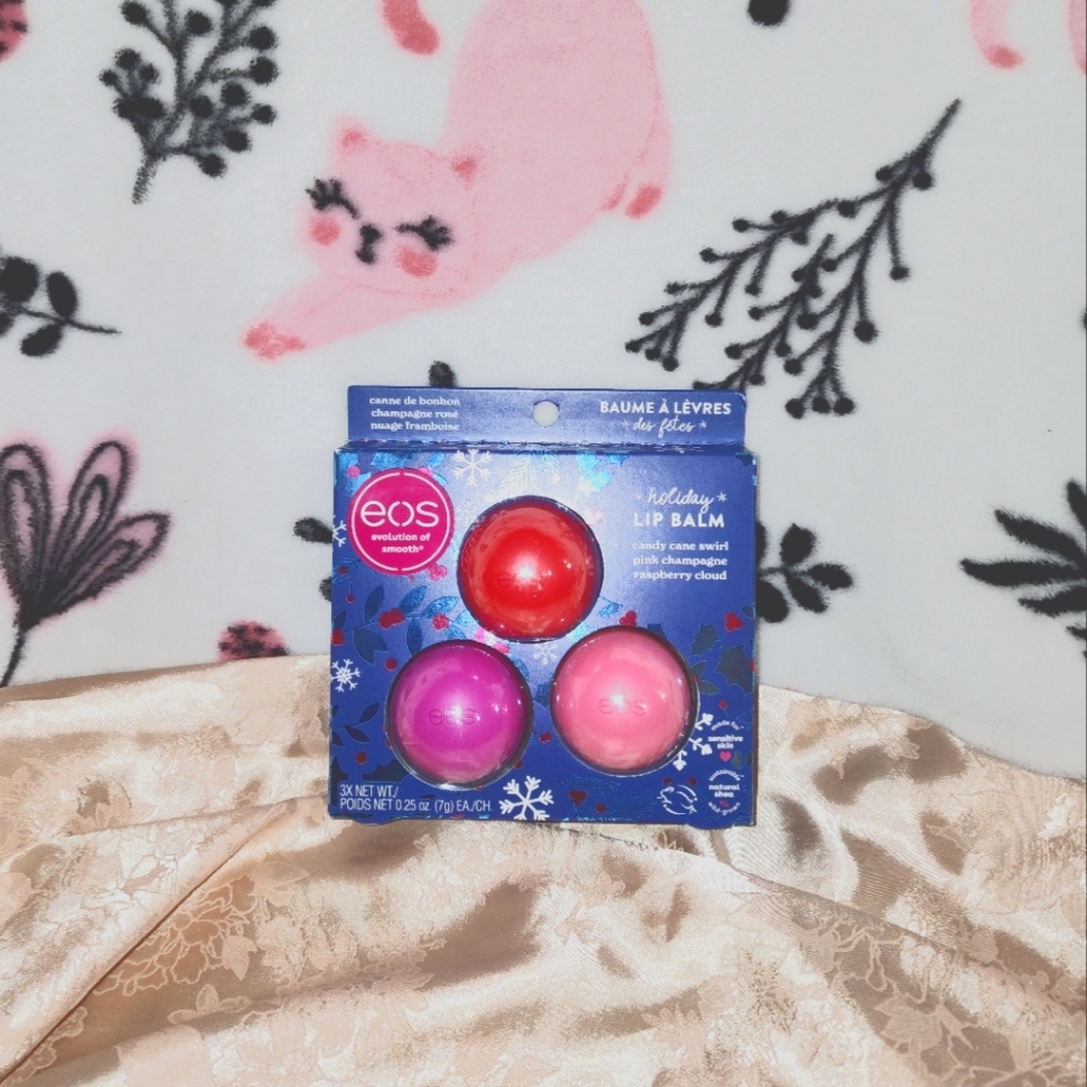 🎁EOS🎁 Holiday Lip Balm
